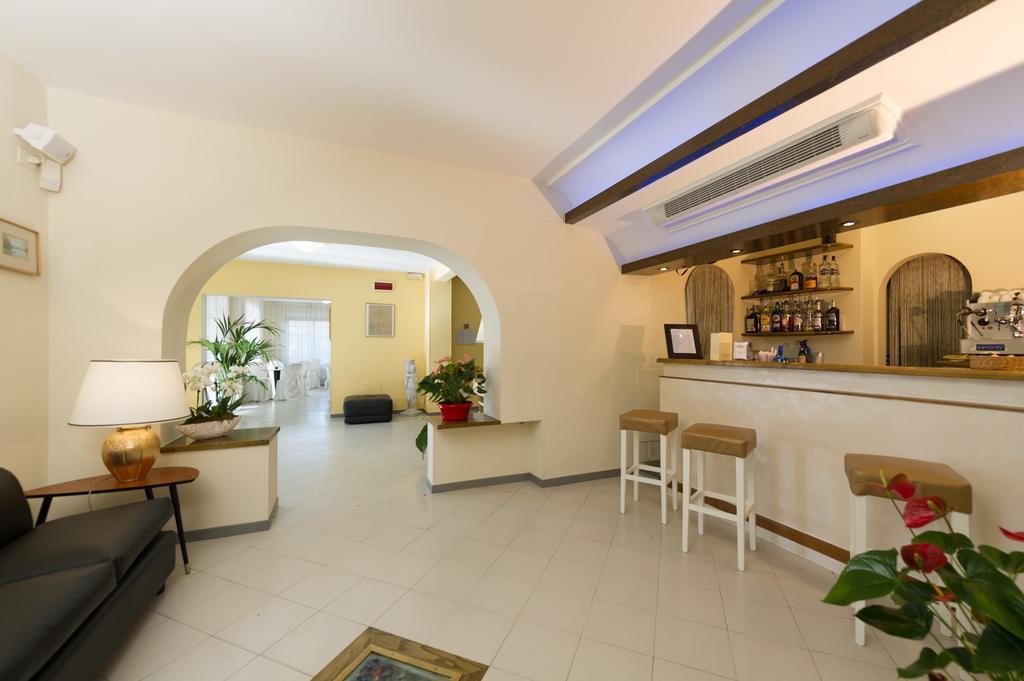 Hotel Gemma Del Mare Marina di Pietrasanta Exterior foto